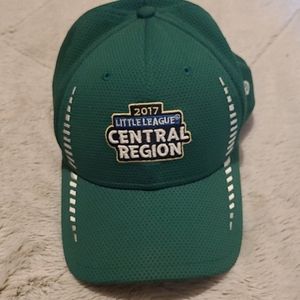 New Era Green Mesh 2017 Little League Velcro Hat